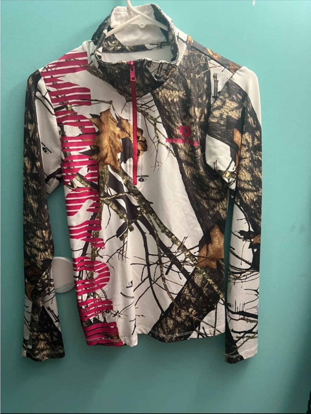 Realtree White Camo Long-Sleeve Half-Zip with Pink Accents